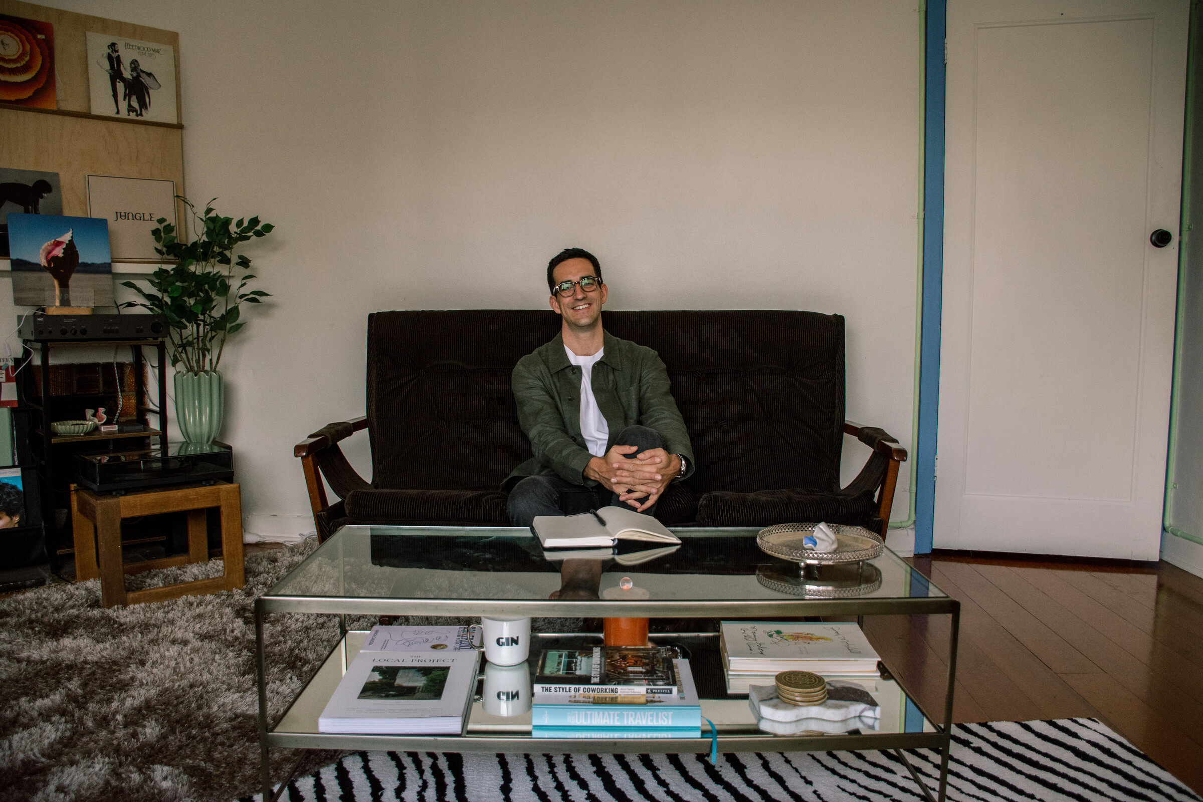 Preview of Photo (couch, front)